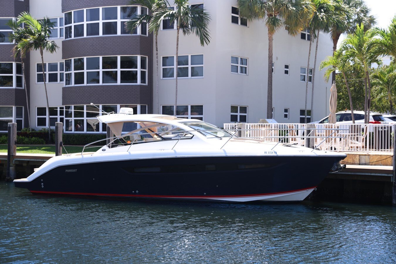 2016-pursuit-boats-41-2-3d9e9c