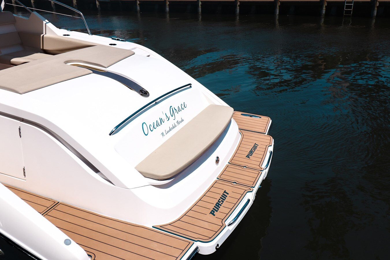 2016-pursuit-boats-41-2-3d9e9c