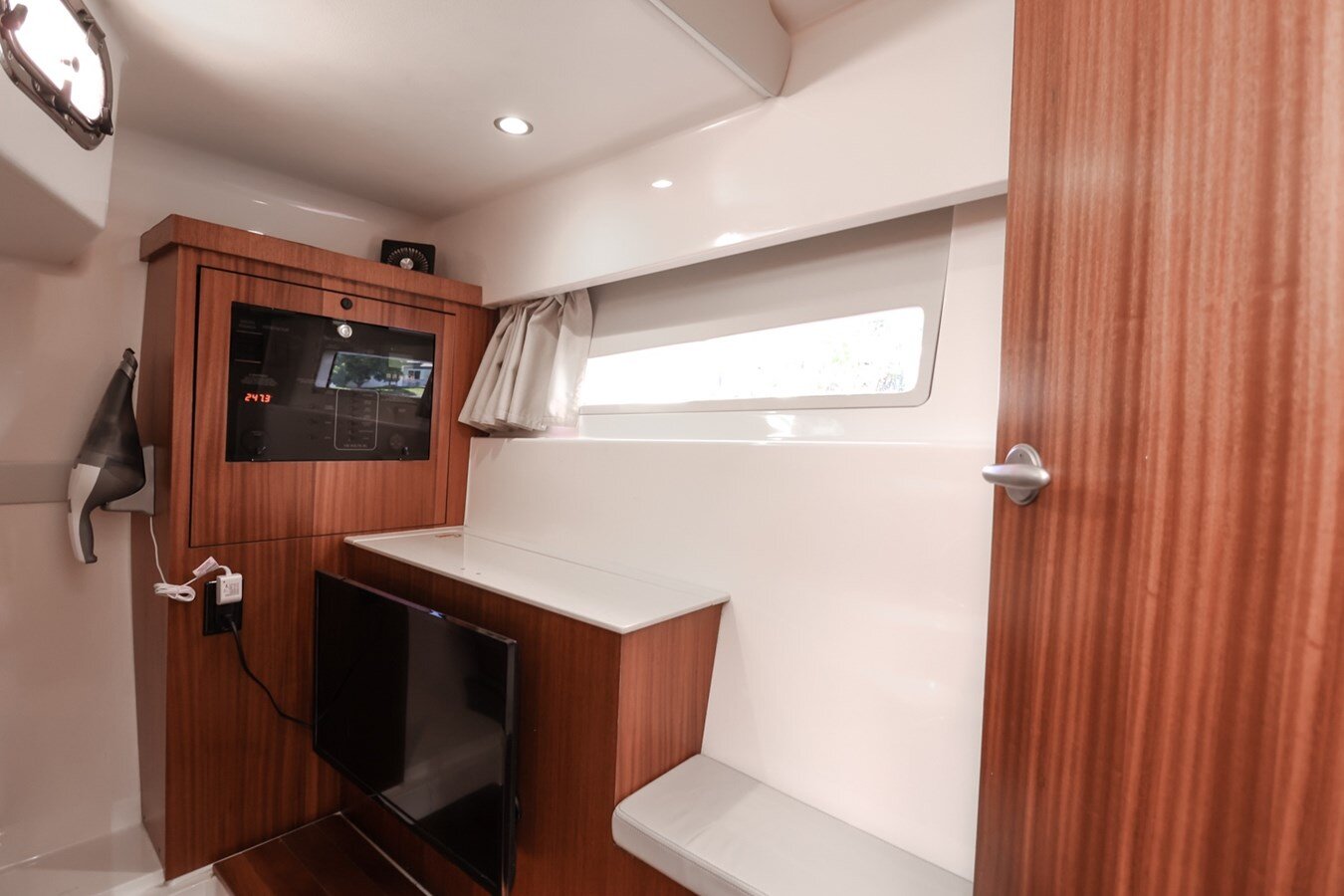 2016-pursuit-boats-41-2-3d9e9c