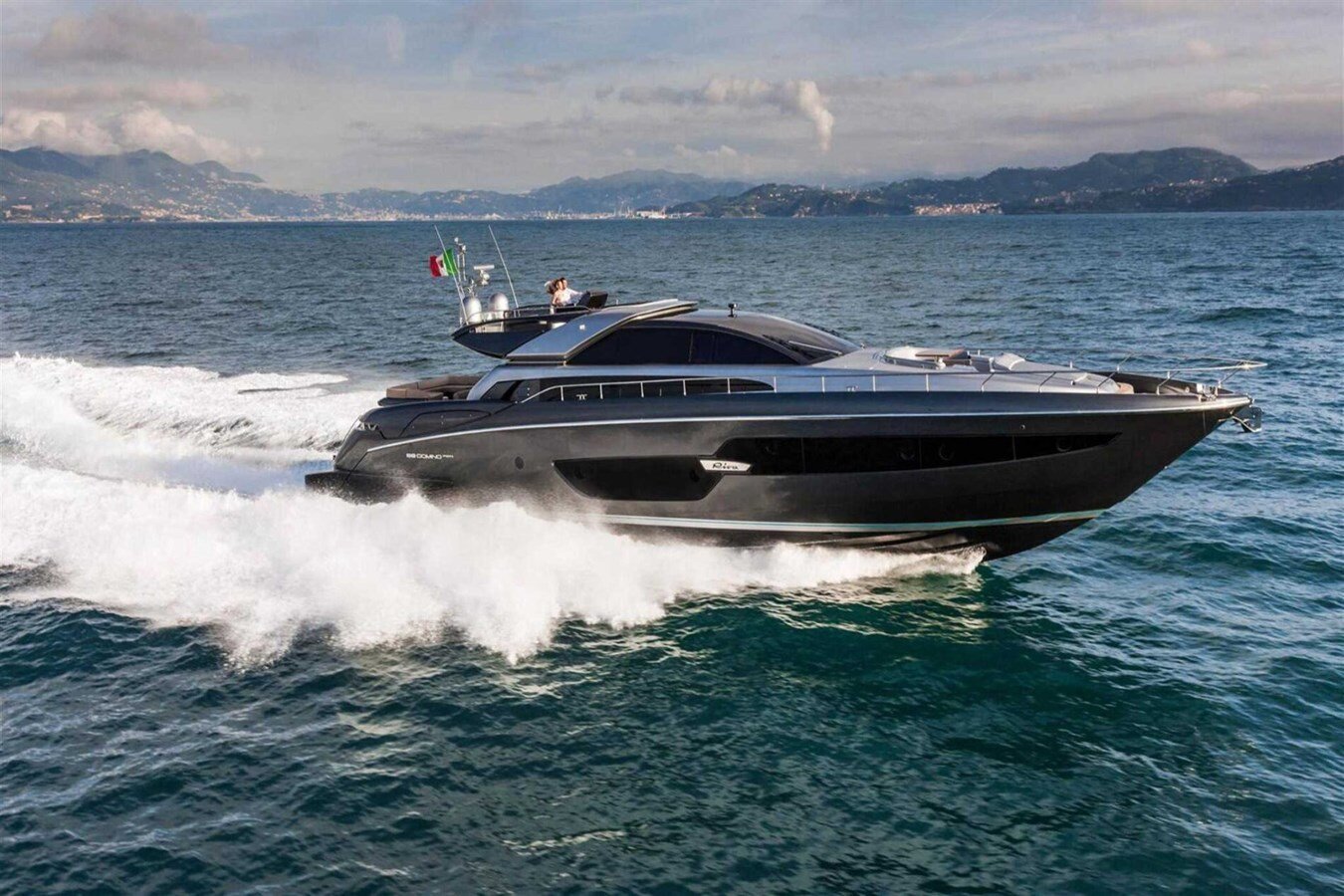 2016-riva-88-1-edd5cb