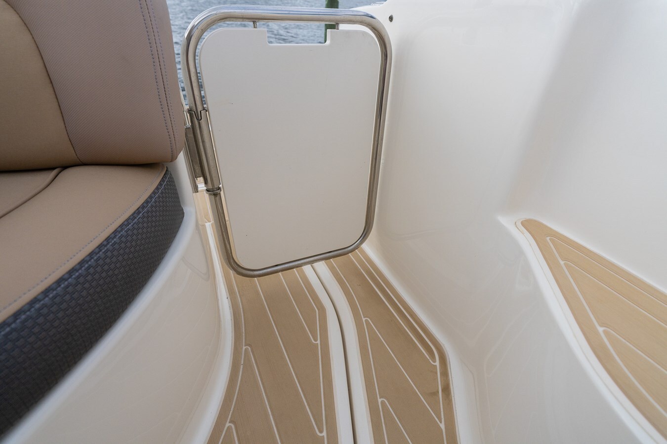 2016-sea-ray-33-bedd40