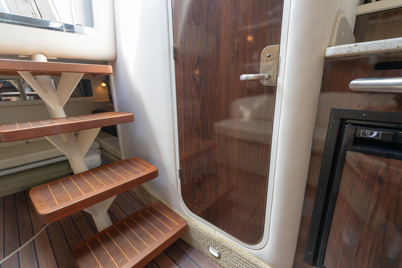 2016-sea-ray-33-bedd40