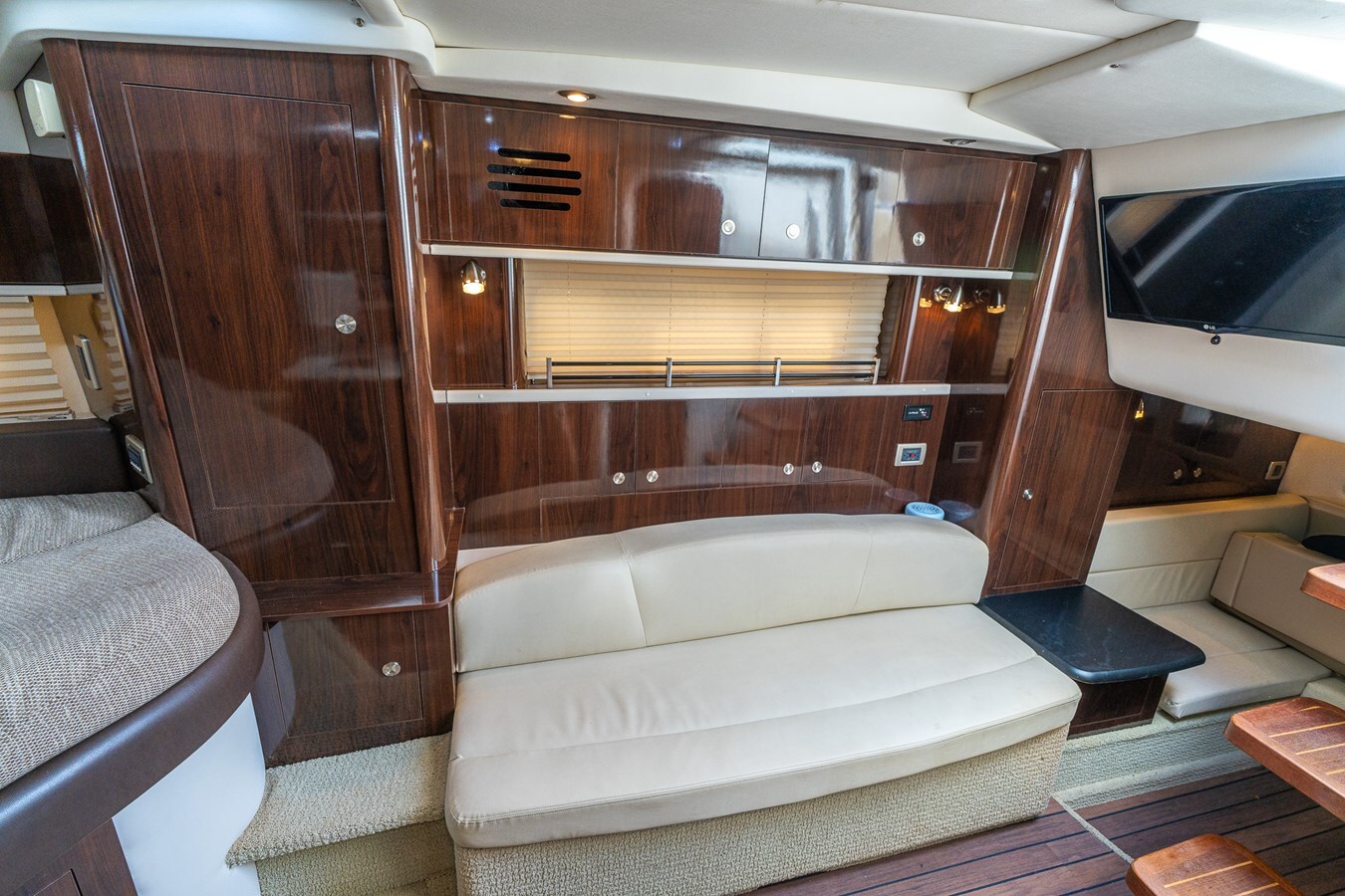 2016-sea-ray-33-bedd40