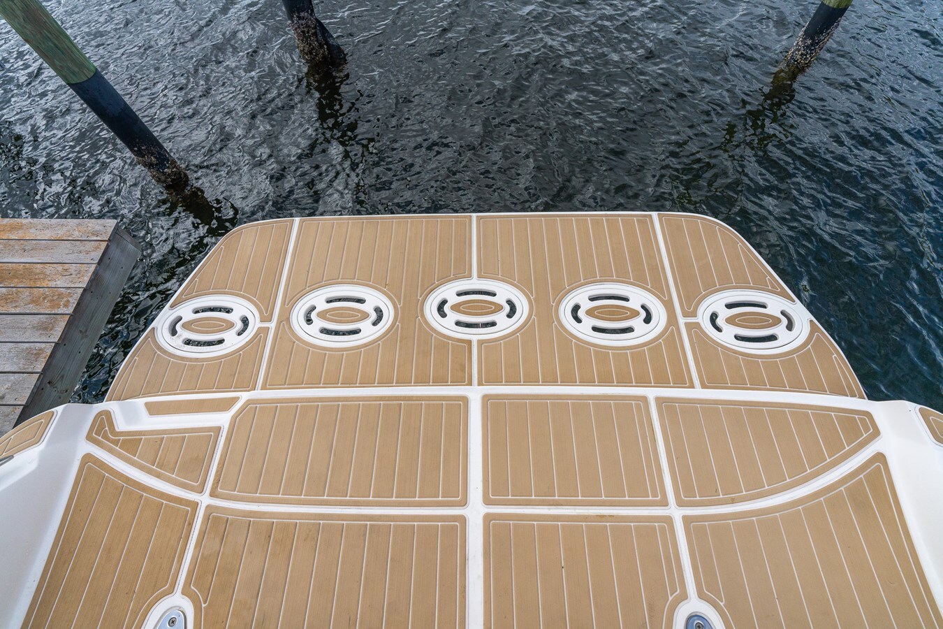 2016-sea-ray-33-bedd40