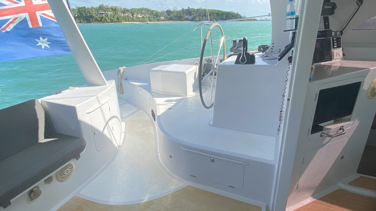 2016-stealth-42-8-e5cb30