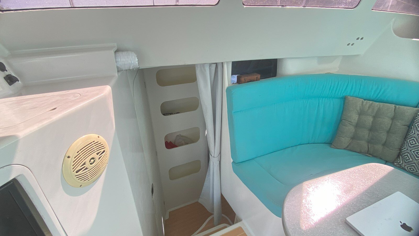 2016-stealth-42-8-e5cb30