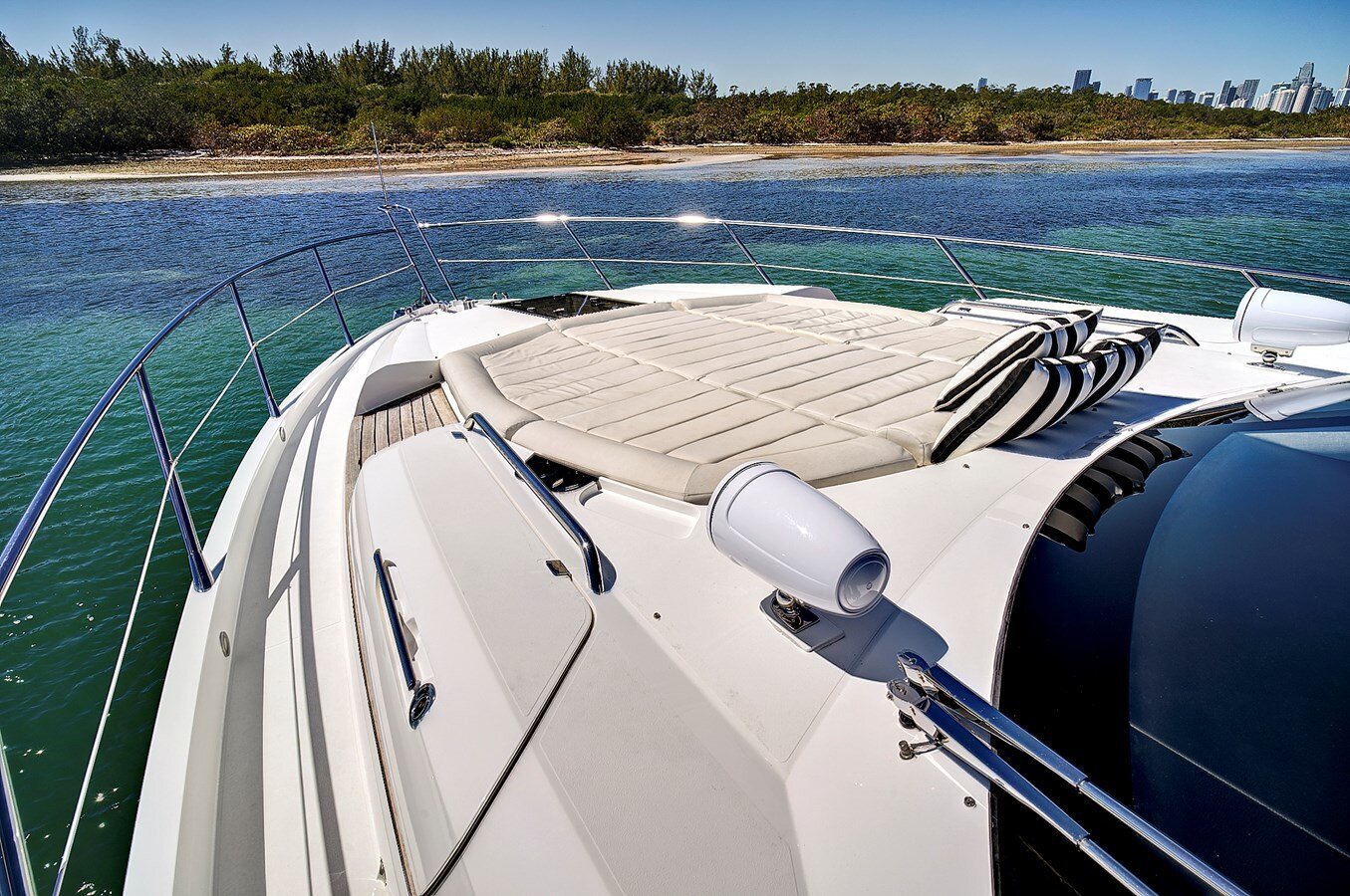 2016-sunseeker-68-08c01f