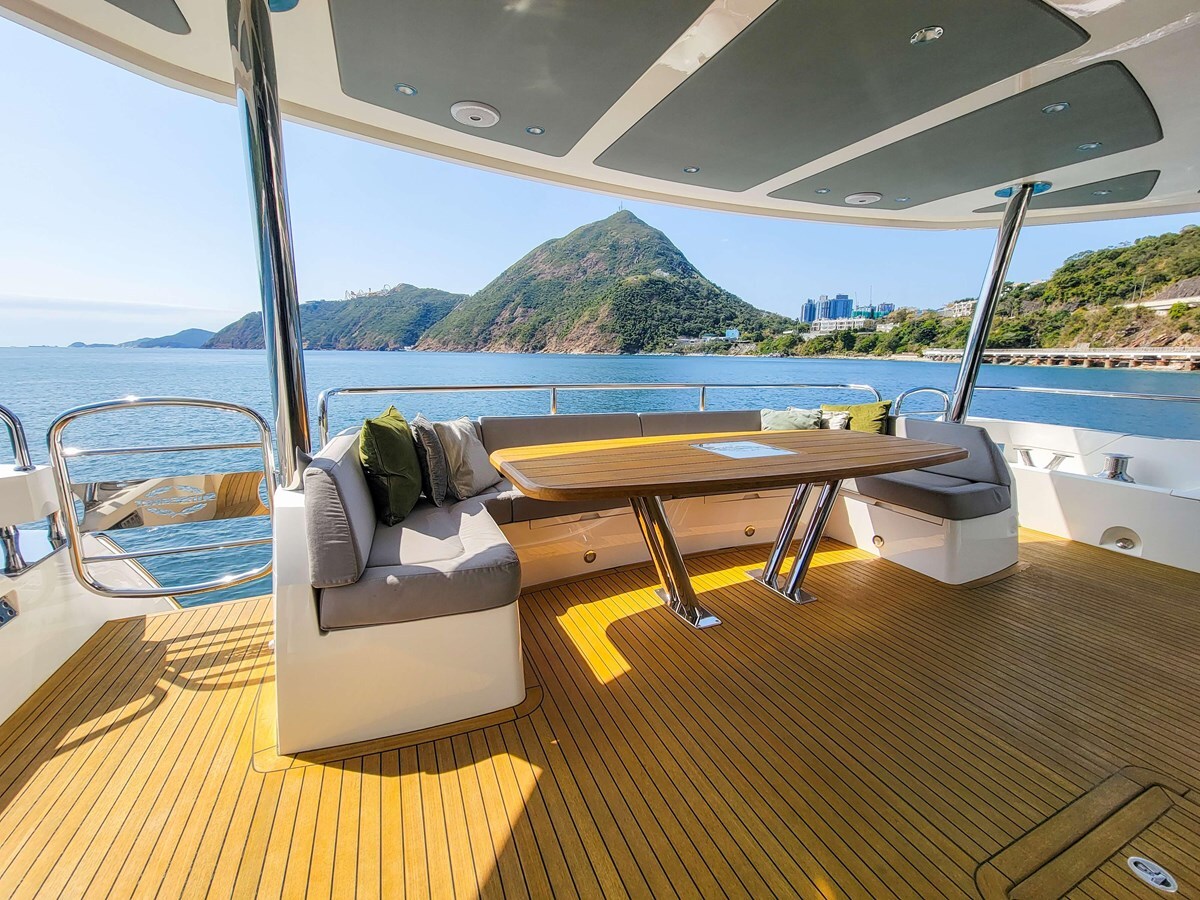 2016-sunseeker-86-4-ce2de2