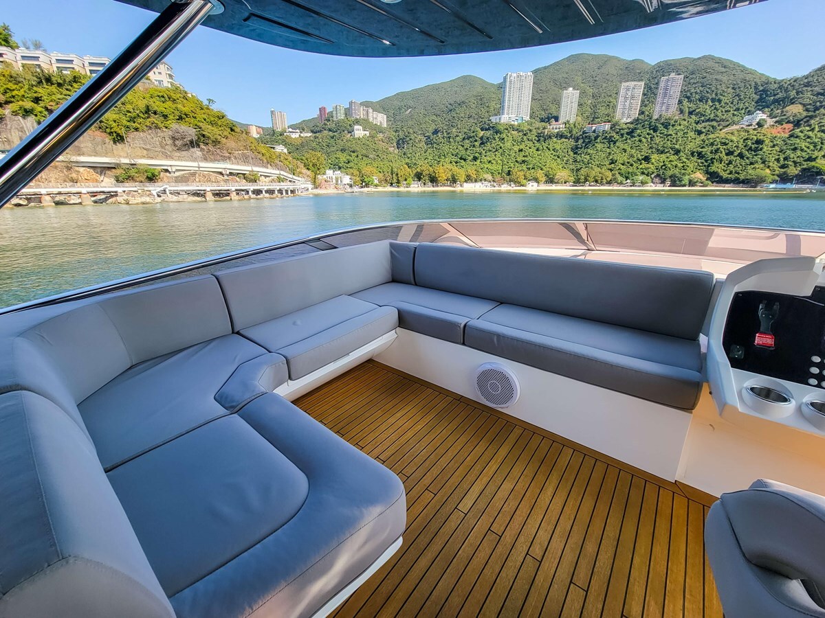 2016-sunseeker-86-4-ce2de2