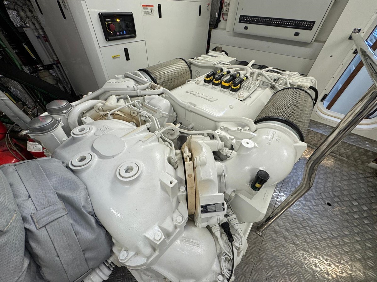 2016-sunseeker-86-4-ce2de2