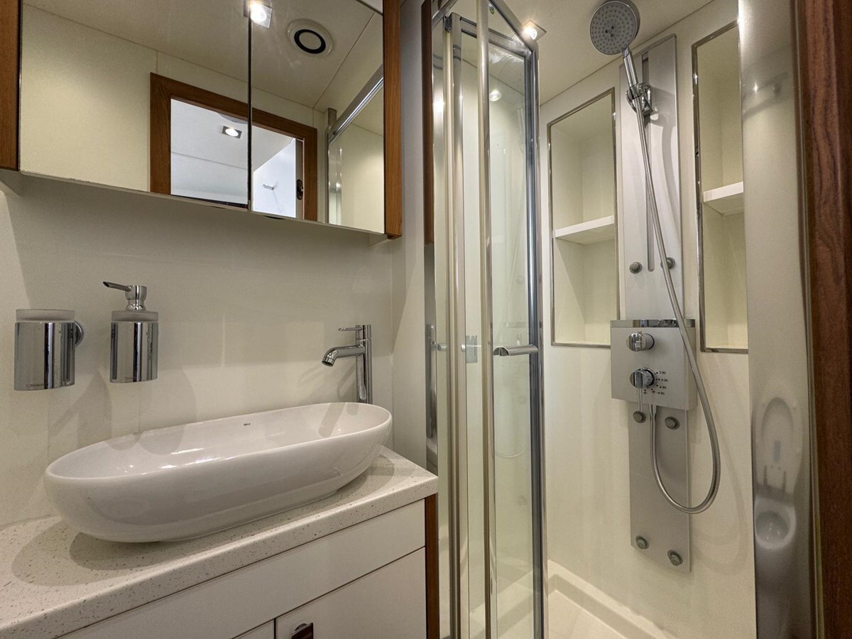 2016-sunseeker-86-4-ce2de2