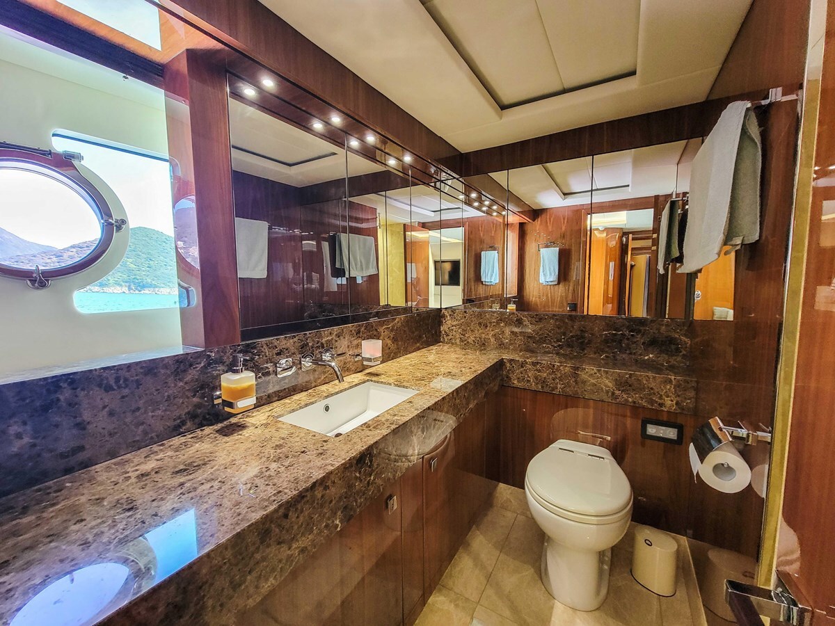 2016-sunseeker-86-4-ce2de2