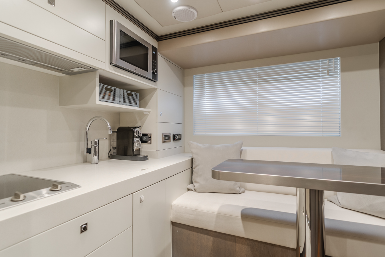 2016-van-der-valk-76-9df459