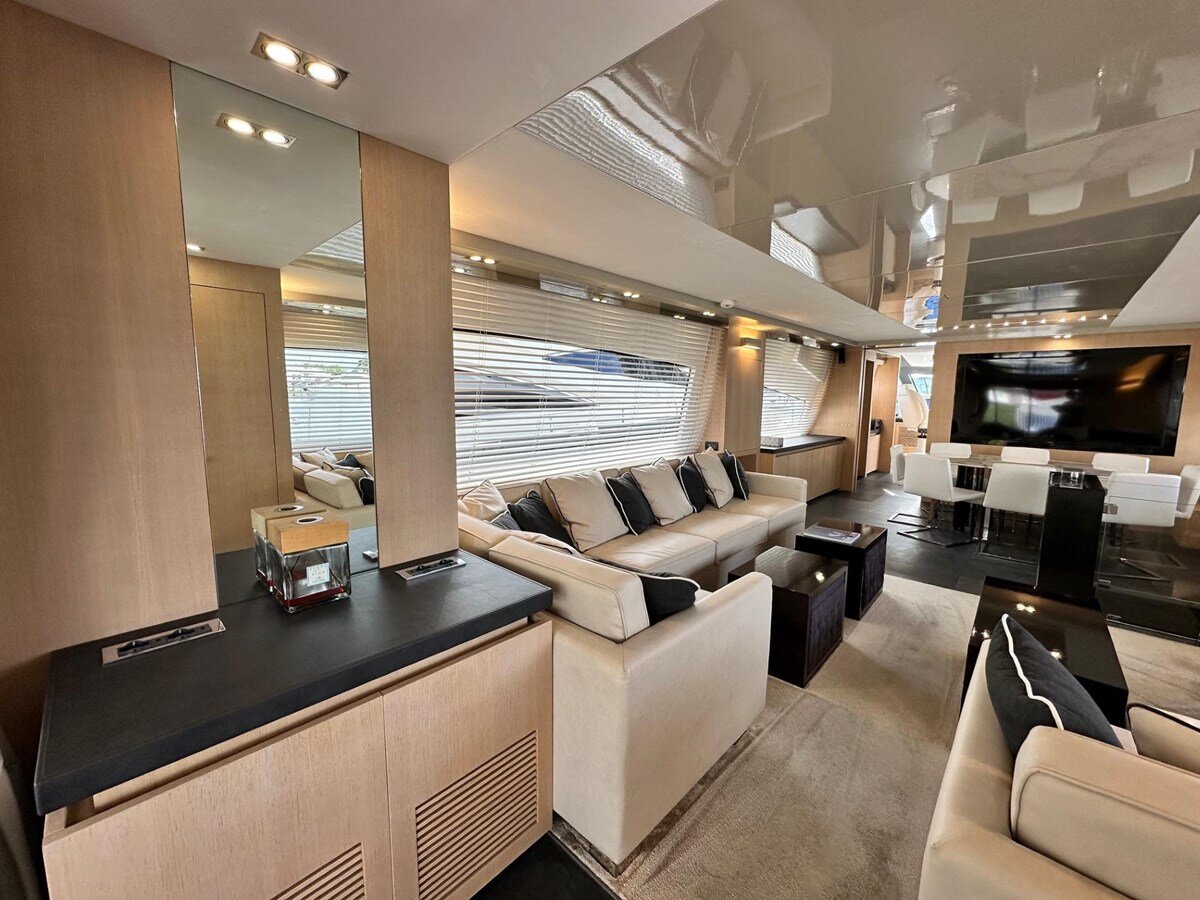 2017-amer-yachts-94-350ac8