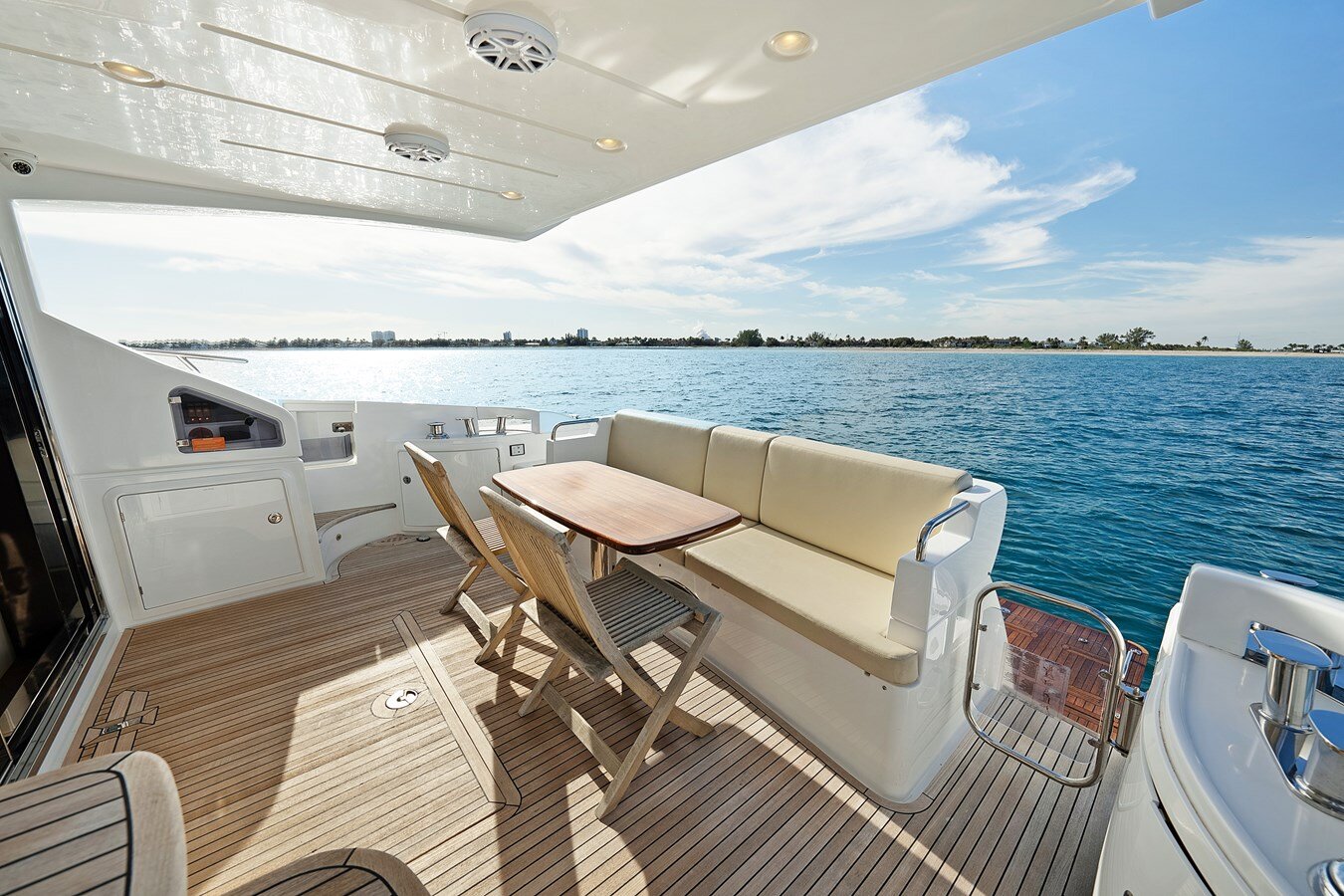 2017-azimut-yachts-60-d77971