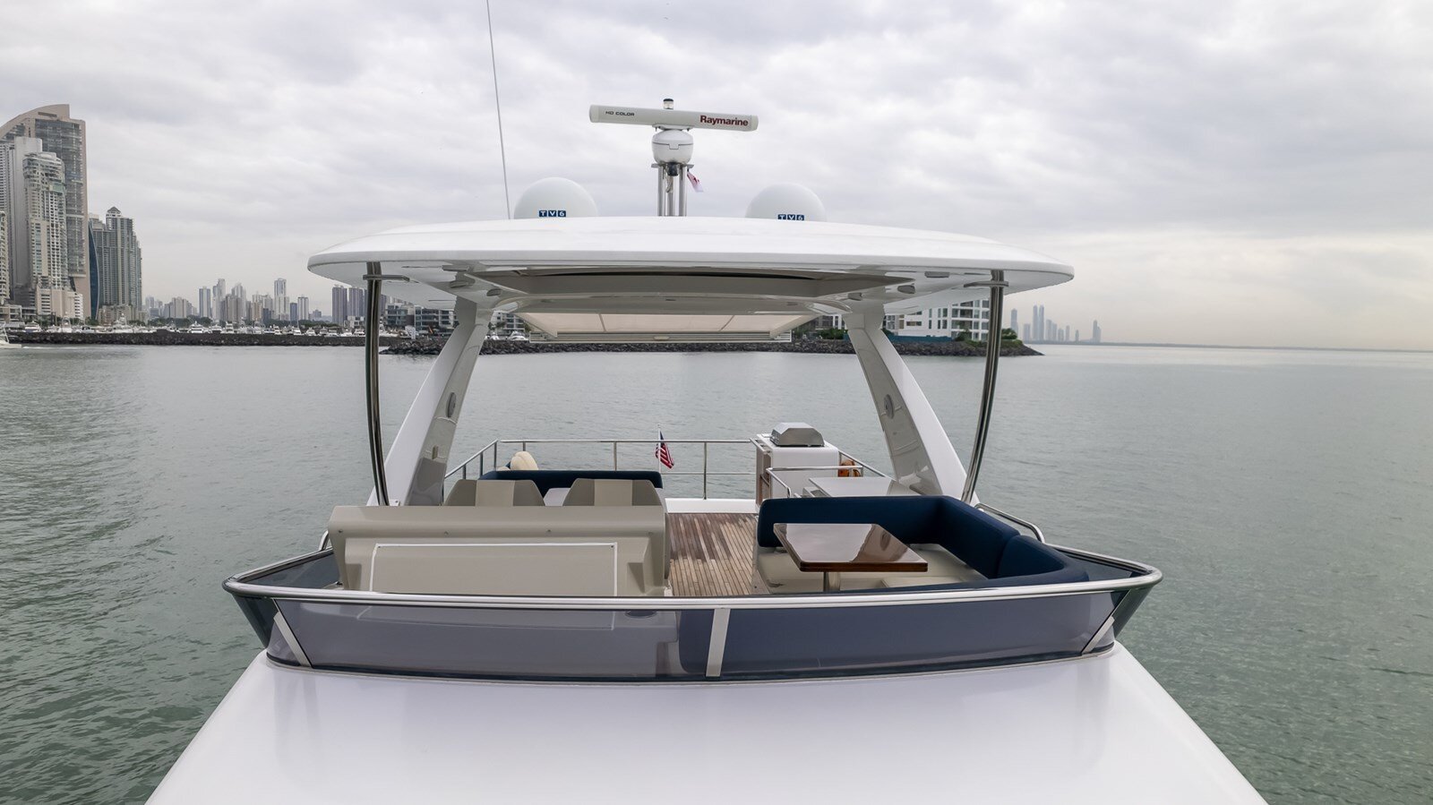 2017-azimut-yachts-66-f8b43f