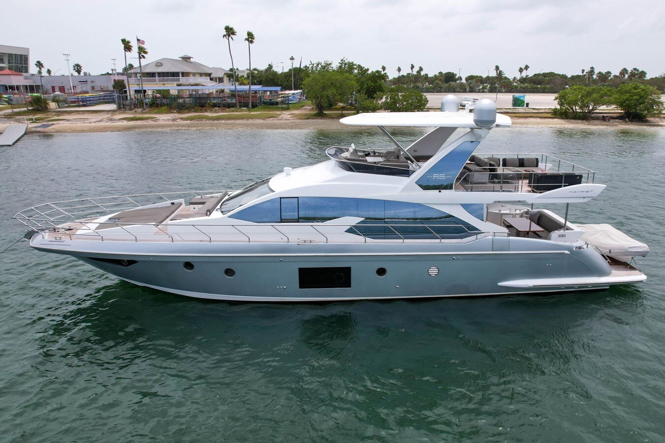 2017-azimut-yachts-66-9b9dba