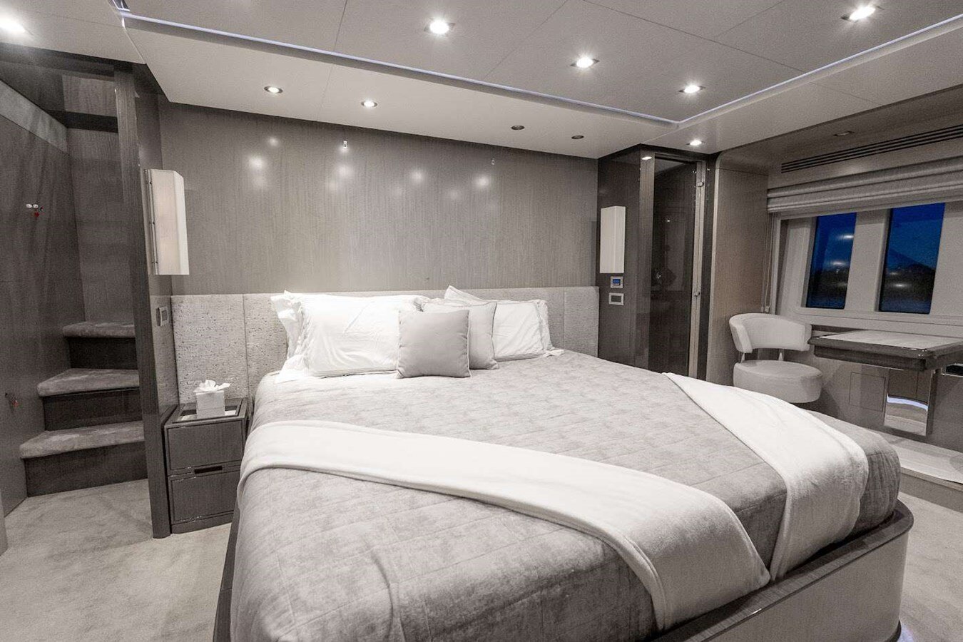 2017-azimut-yachts-84-ff6758