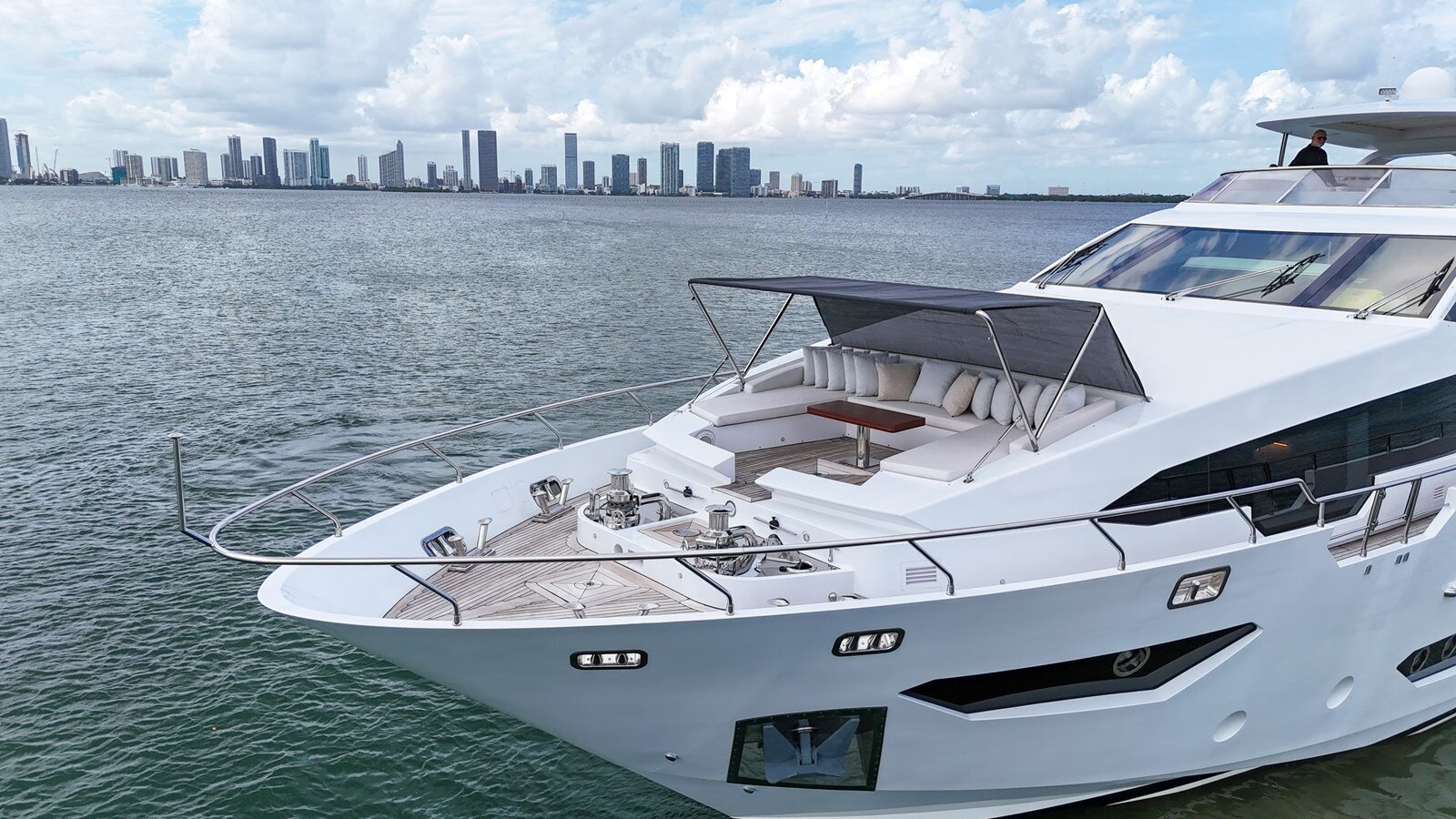2017-azimut-yachts-95-86e018