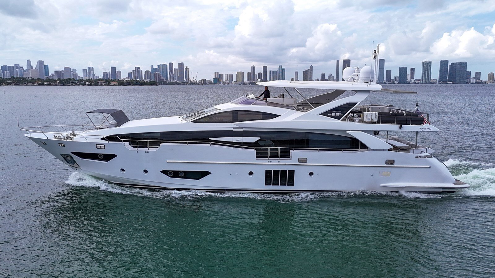 2017-azimut-yachts-95-86e018