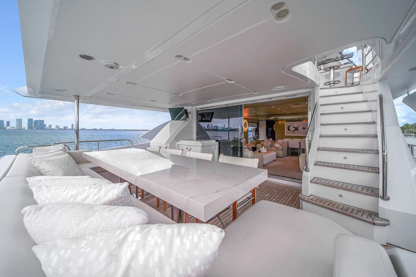 2017-azimut-yachts-95-86e018