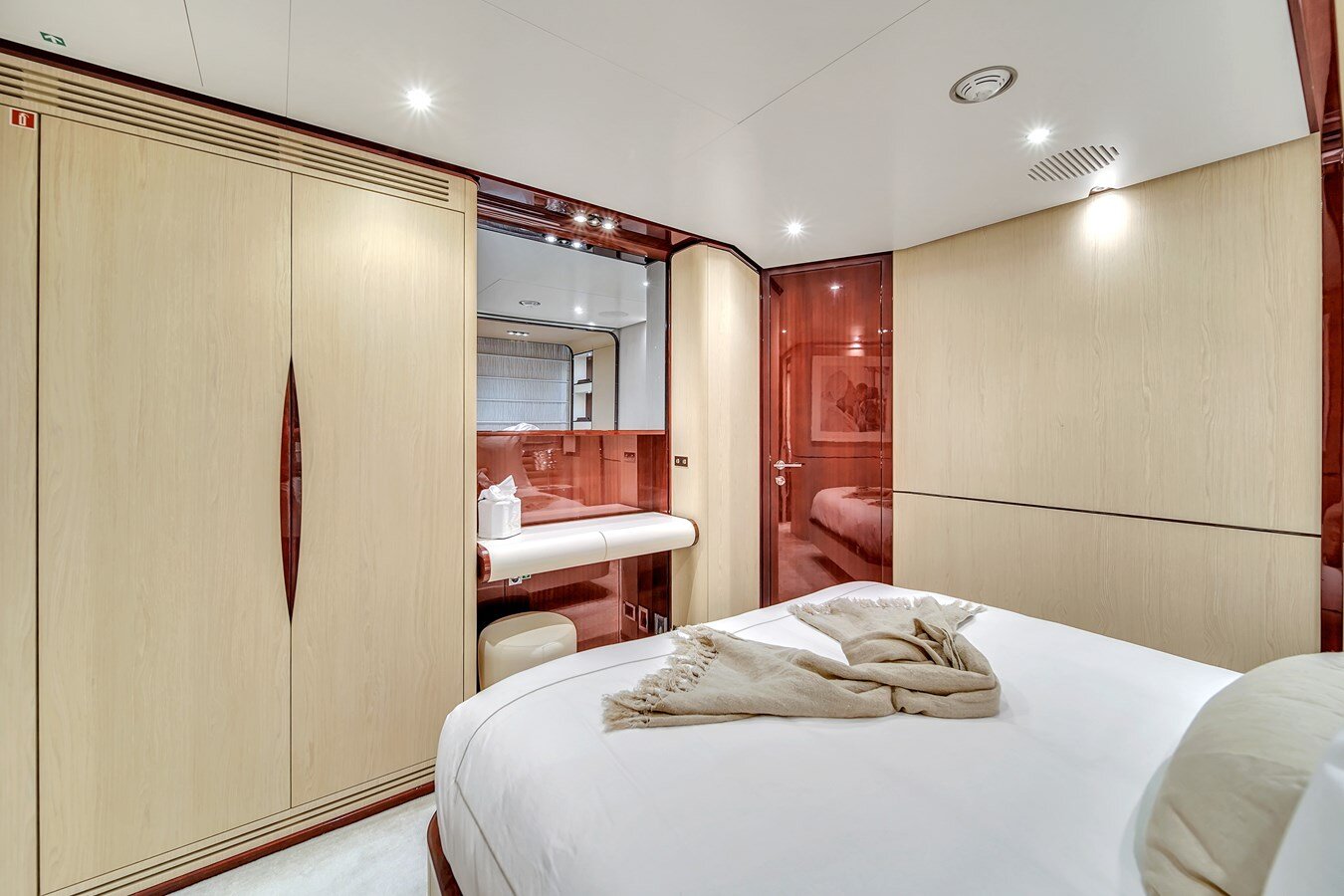 2017-azimut-yachts-95-86e018