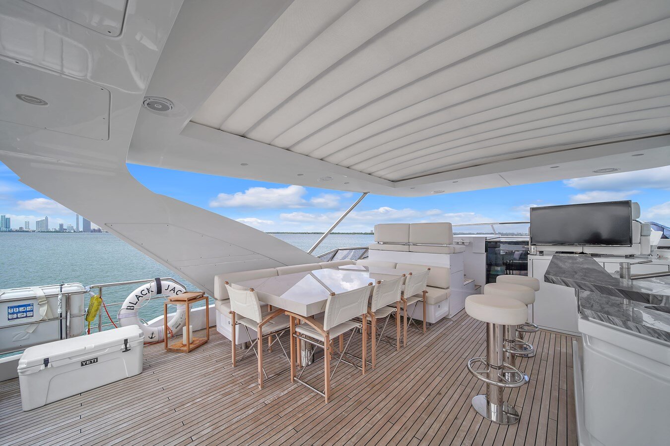 2017-azimut-yachts-95-86e018