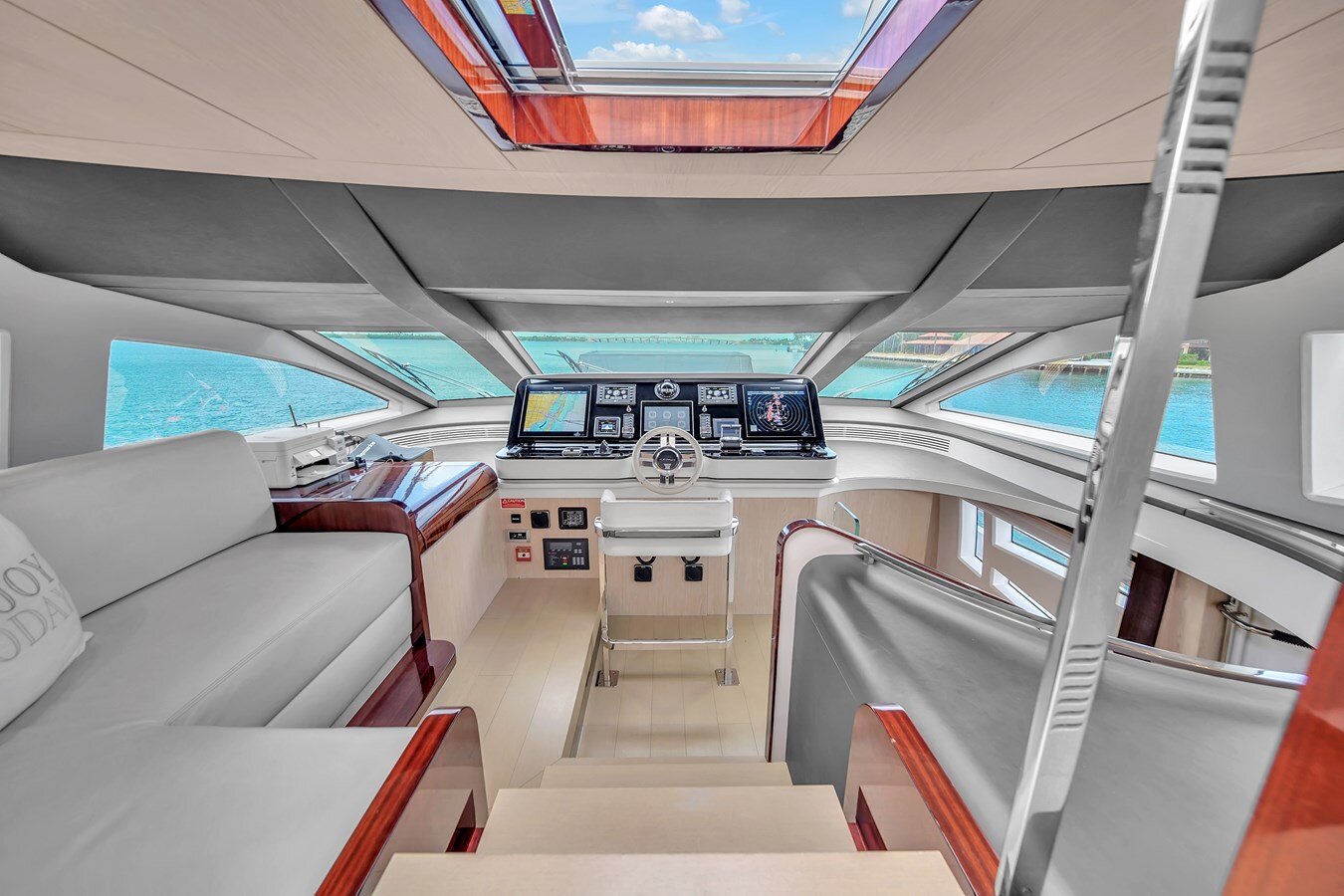 2017-azimut-yachts-95-86e018