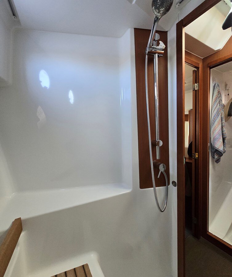 2017-beneteau-30-e10892