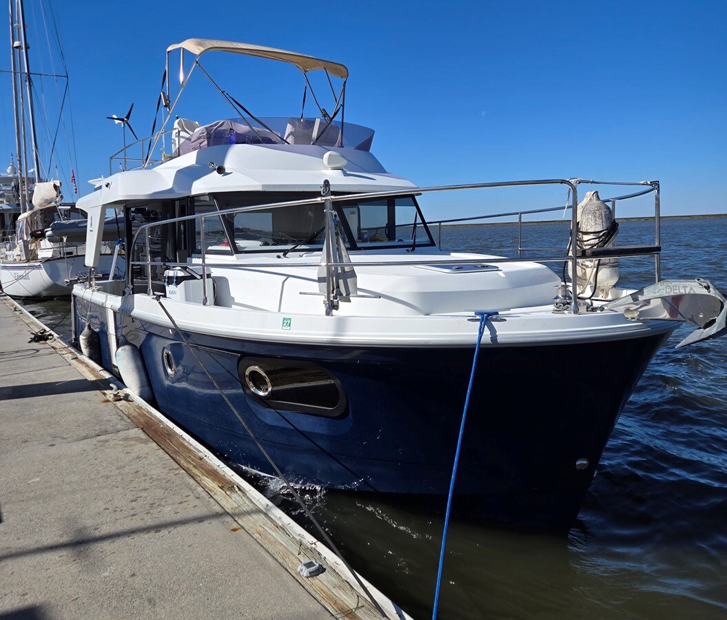 2017-beneteau-30-e10892