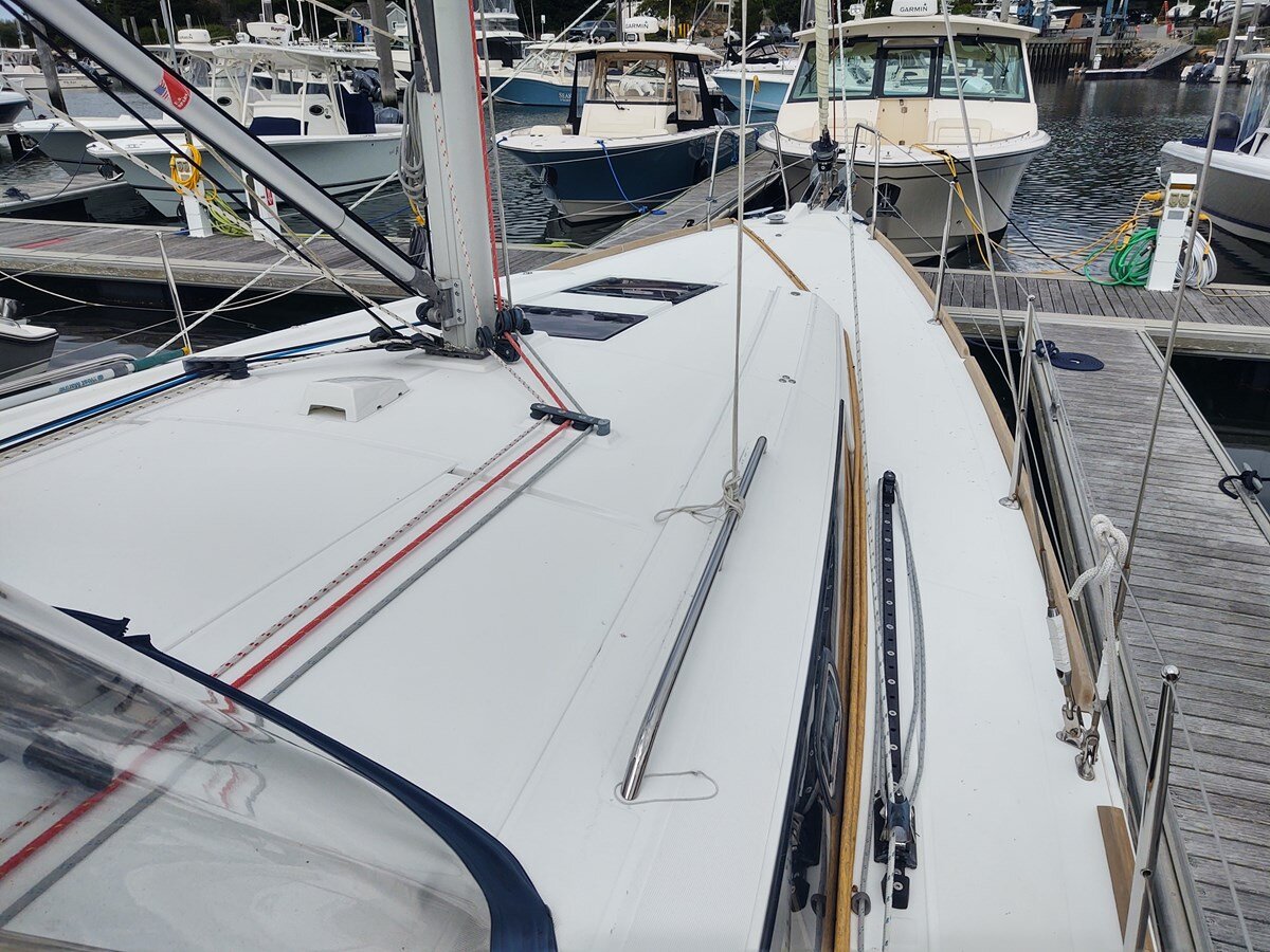 2017-beneteau-38-1-ddc896