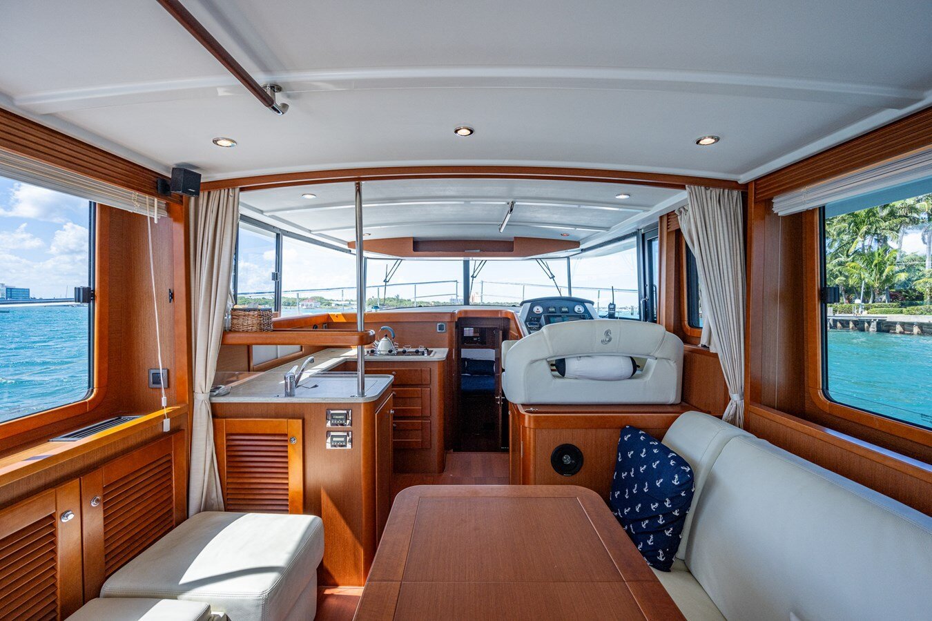 2017-beneteau-44-dc391c