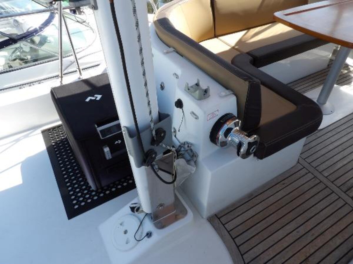 2017-beneteau-45-6-42226e