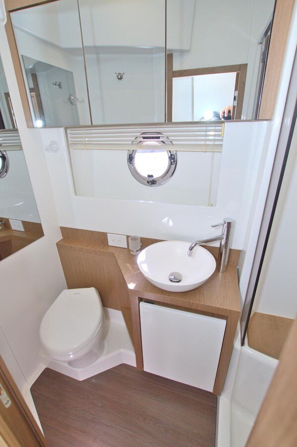 2017-beneteau-49-e2233d