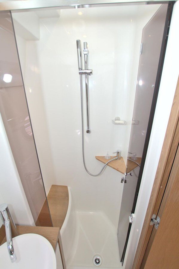 2017-beneteau-49-e2233d