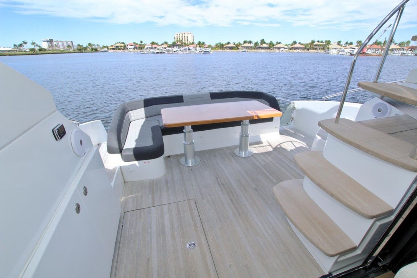 2017-beneteau-49-e2233d