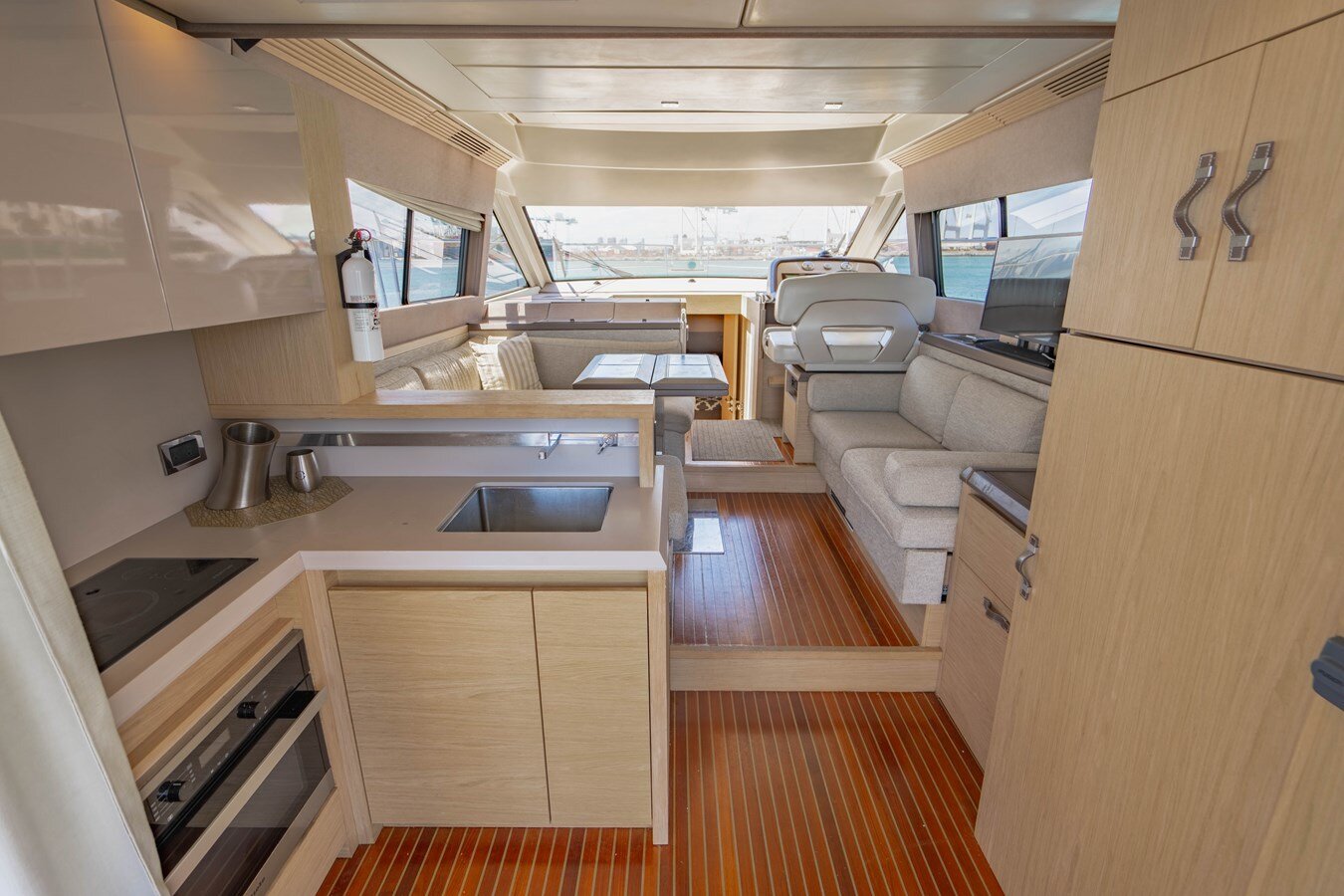 2017-beneteau-50-ed31c3