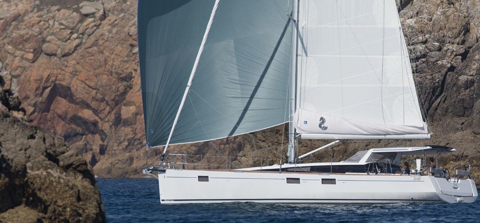 2017-beneteau-57-2a2e32