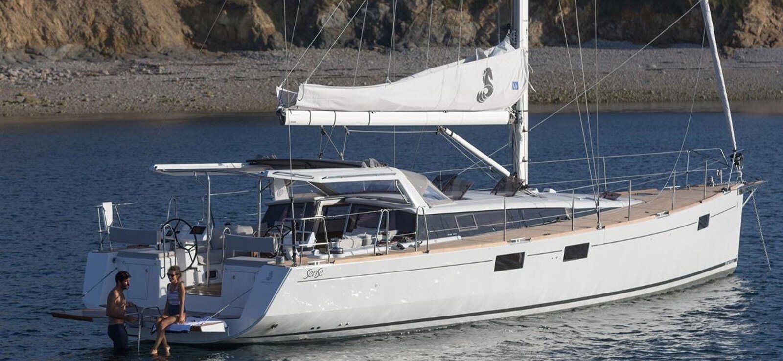 2017-beneteau-57-2a2e32