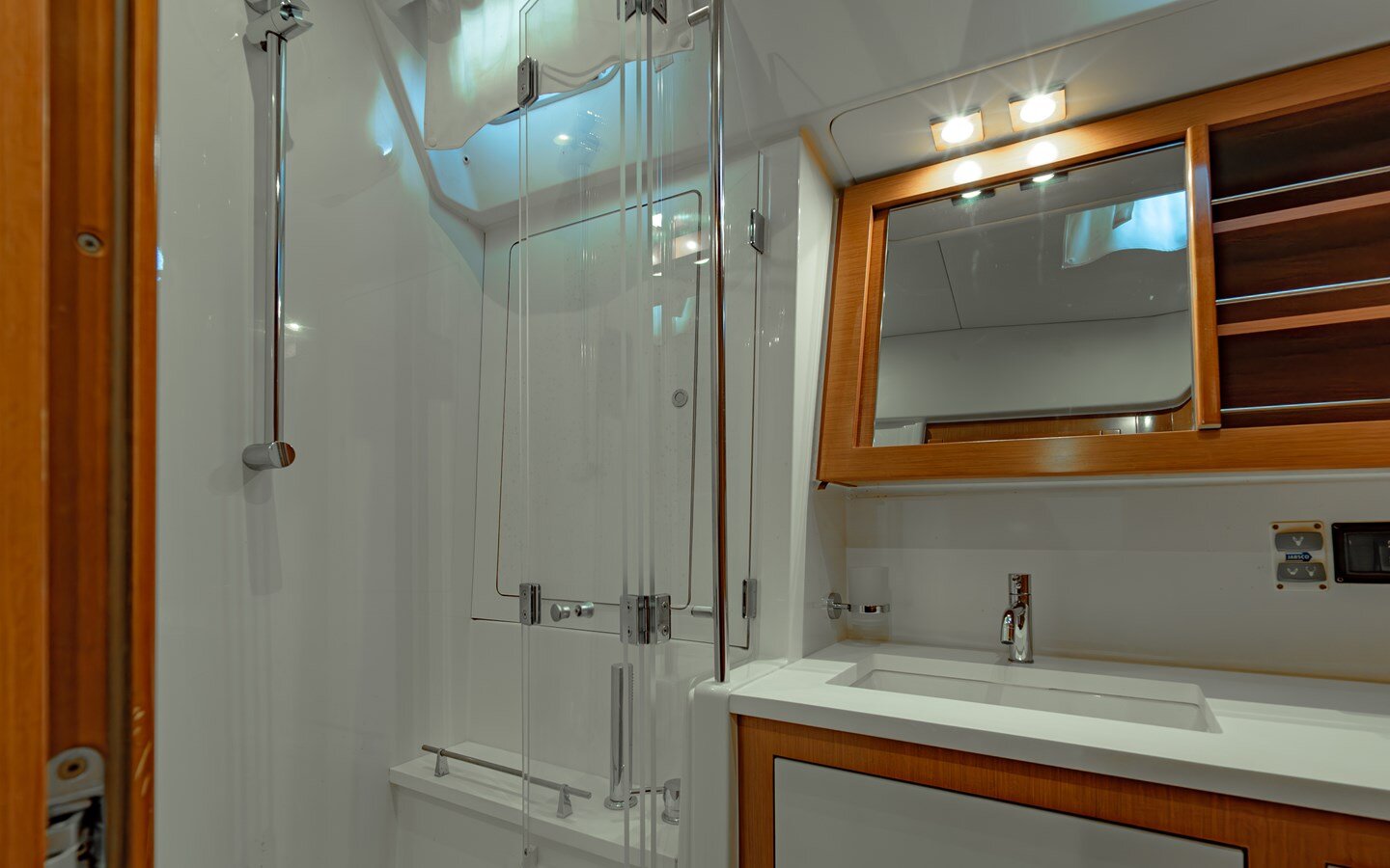 2017-beneteau-59-11-03ecd3