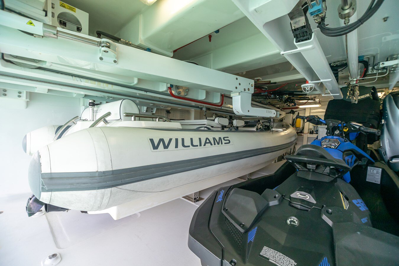 2017-benetti-125-f34c21