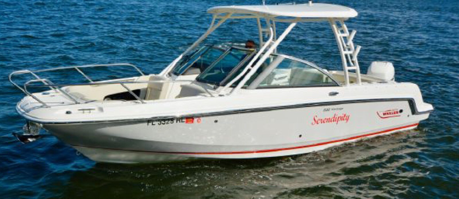 2017-boston-whaler-24-8-fc88e1