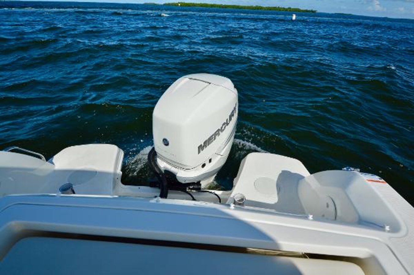 2017-boston-whaler-24-8-fc88e1