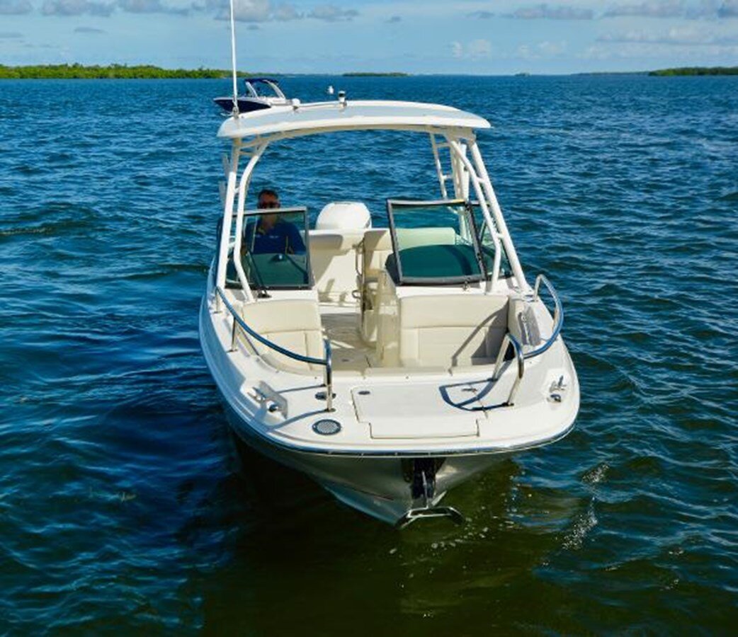 2017-boston-whaler-24-8-fc88e1