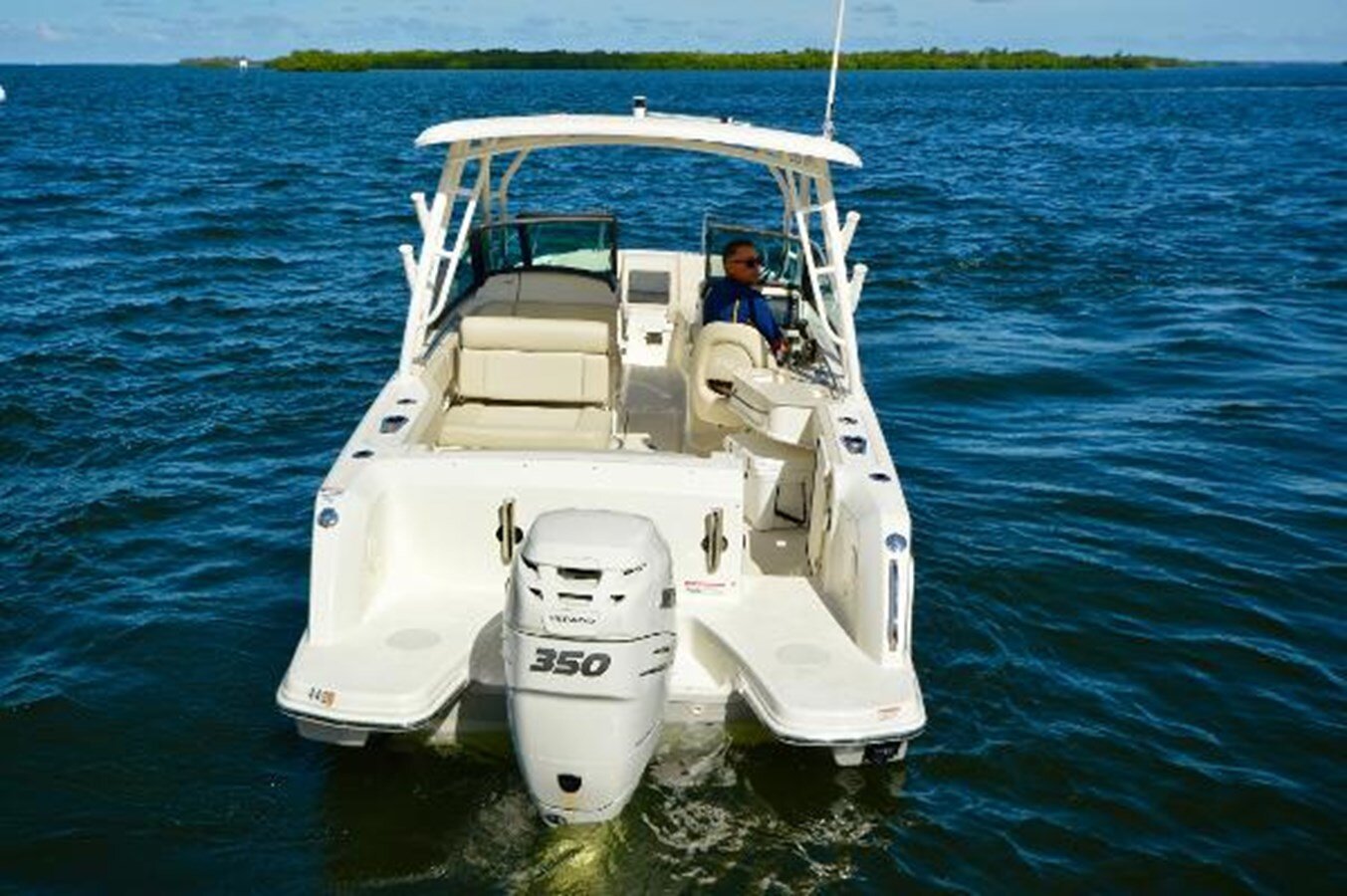 2017-boston-whaler-24-8-fc88e1