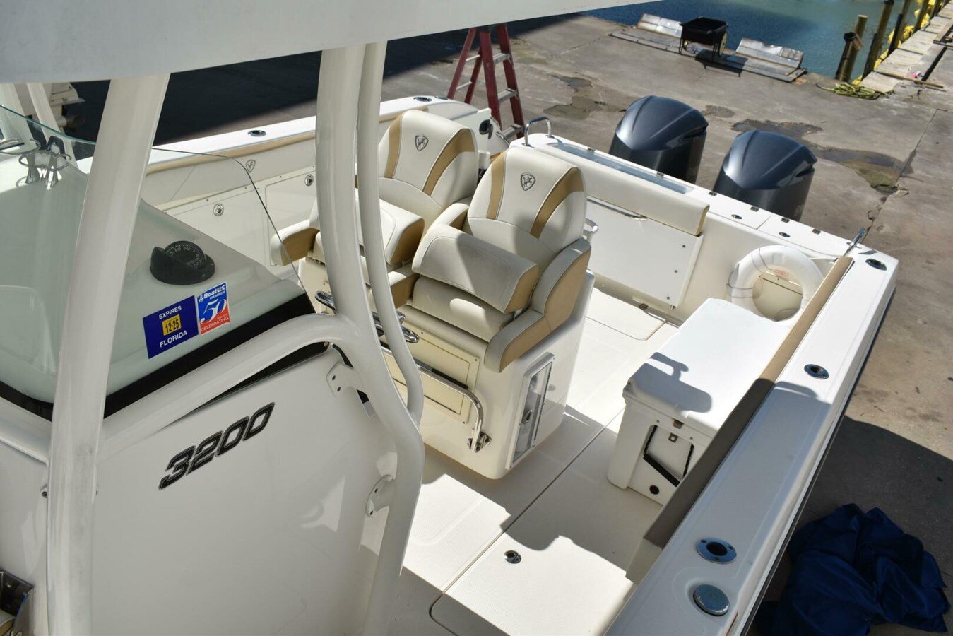 2017-century-boats-32-0fddcb