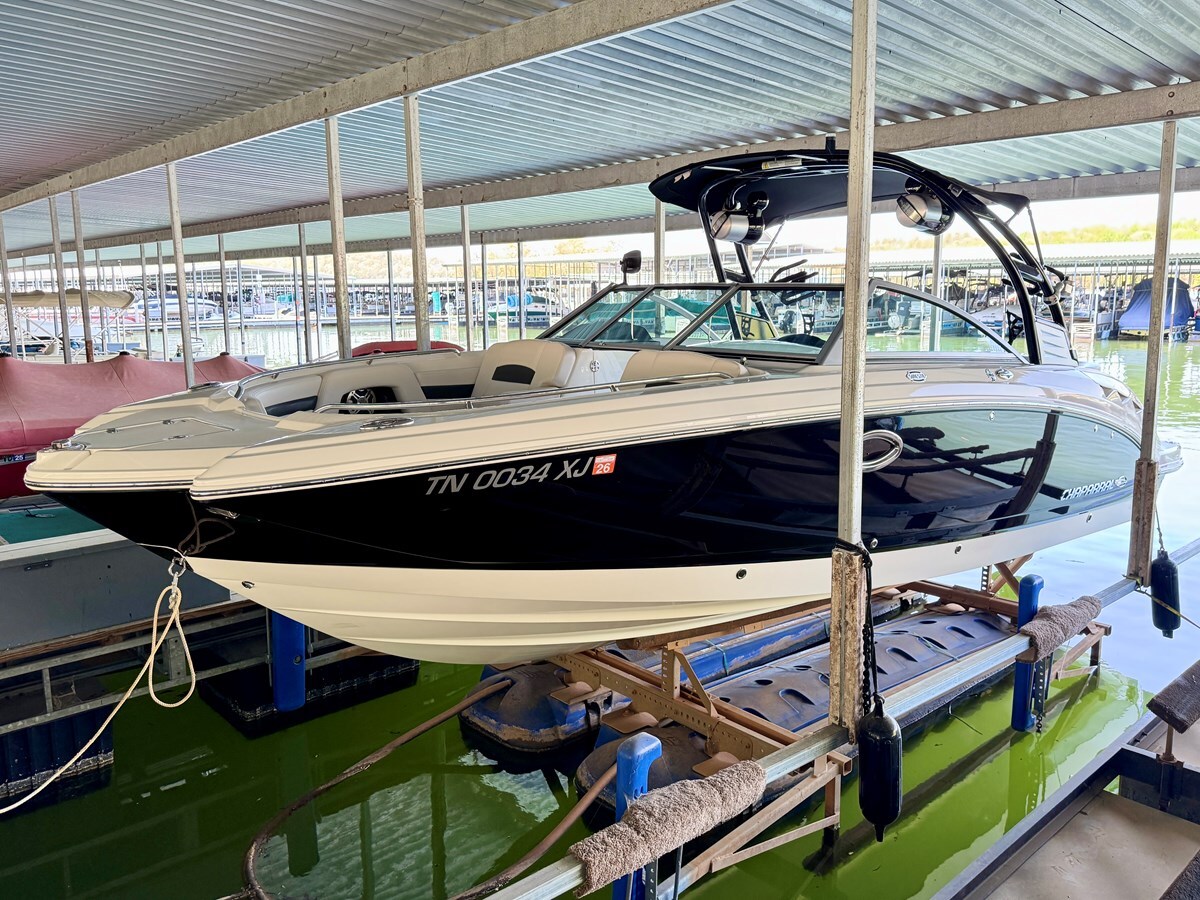 2017-chaparral-26-4-045451