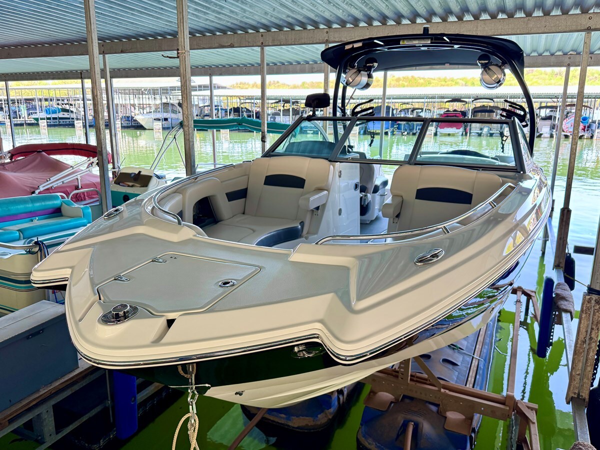 2017-chaparral-26-4-045451