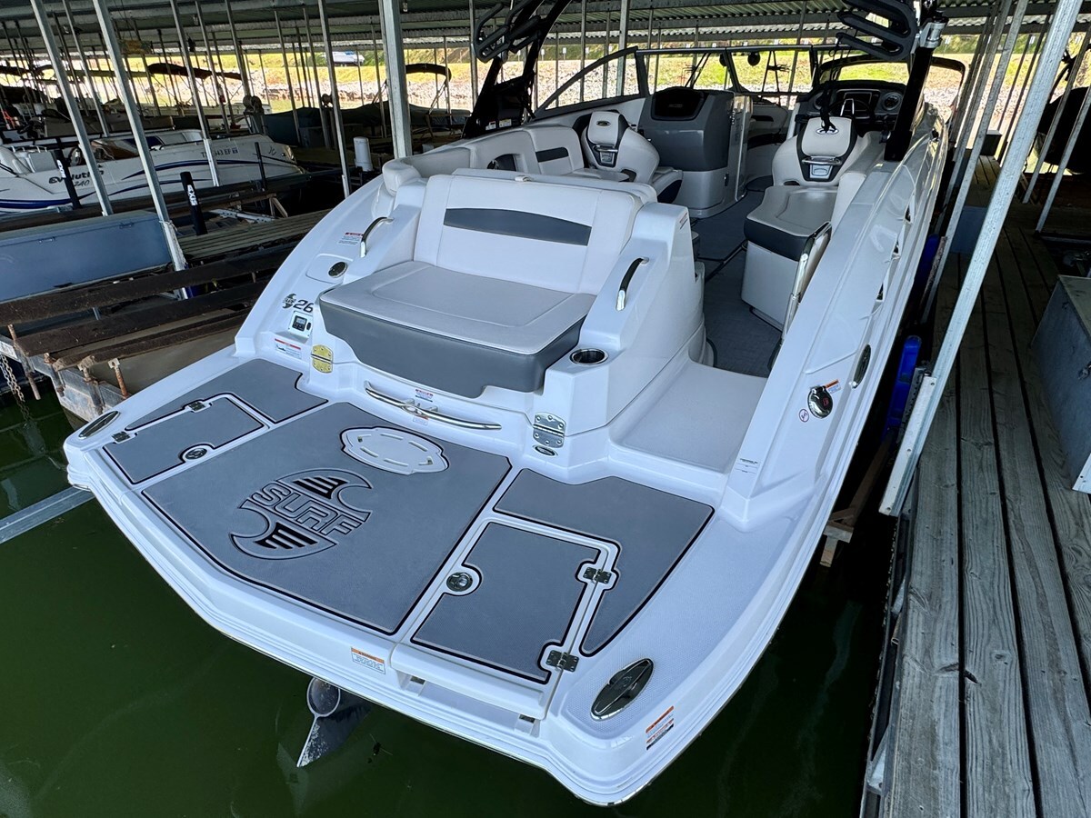 2017-chaparral-26-4-045451