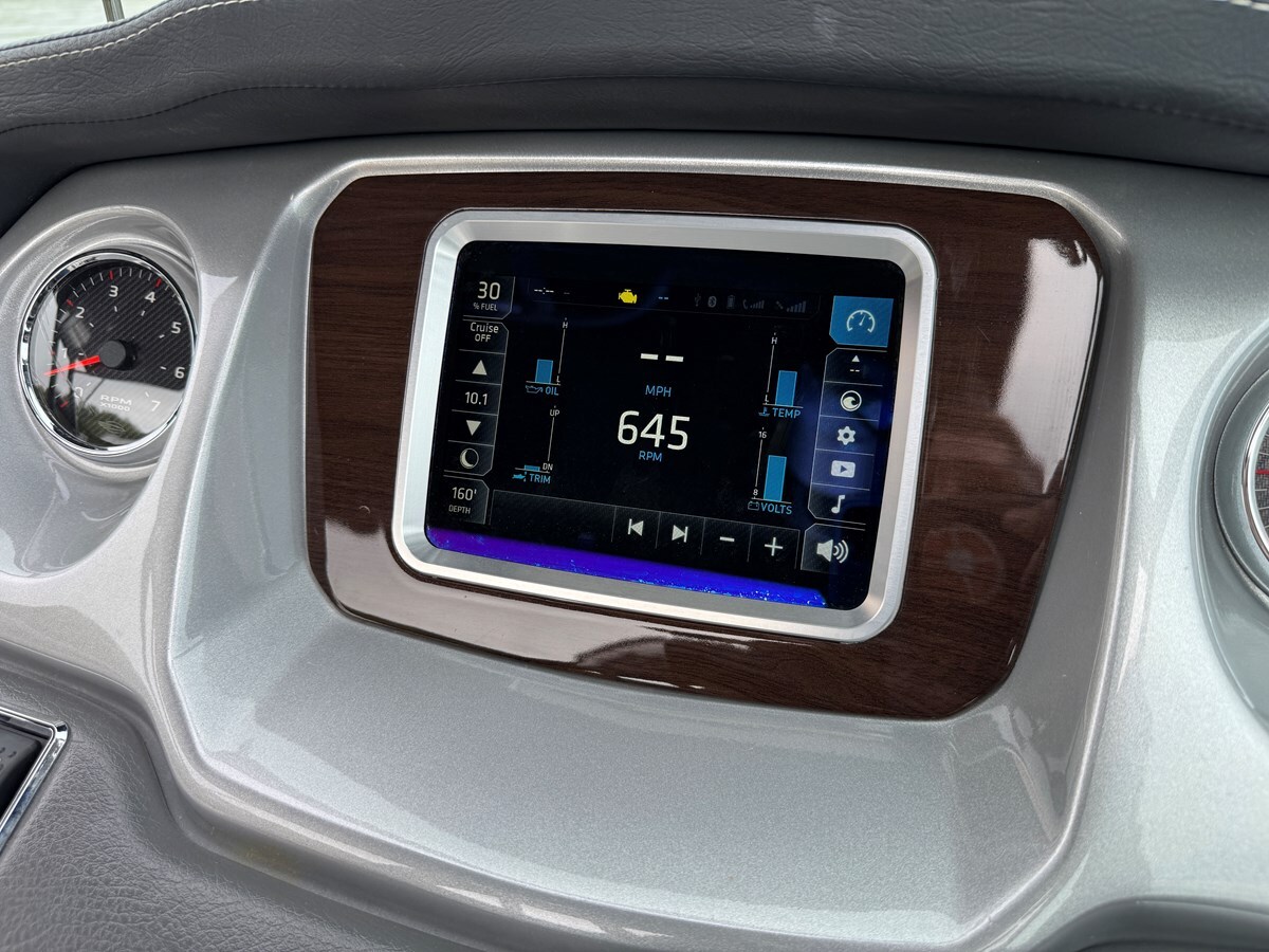 2017-chaparral-26-4-045451